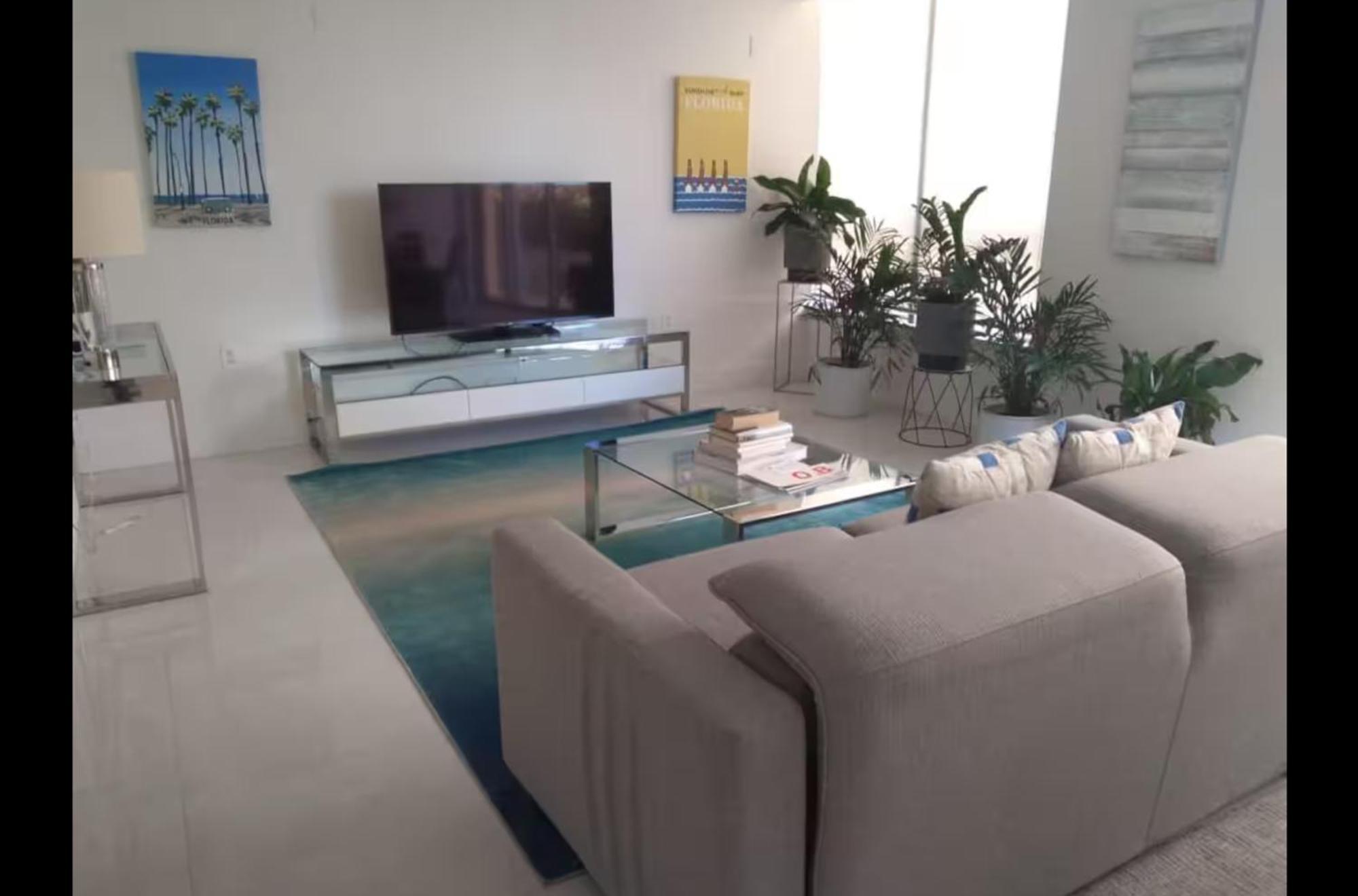 Beachfront Bentley Hotel One Bedroom Suite With Balcony And Beach Access Μαϊάμι Μπιτς Εξωτερικό φωτογραφία